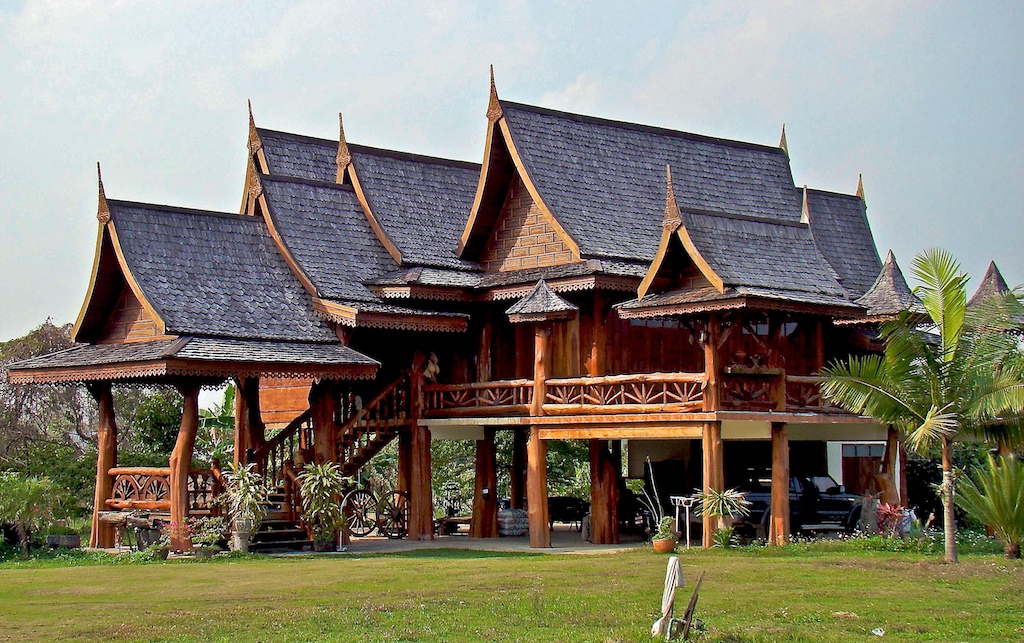 Mái nhà truyền thống trong kiến trúc Thái Lan